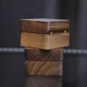 Caja de anillo de madera de alta calidad al por mayor embalaje de regalo de anillo doble para pendientes y anillos de boda opciones de logotipo personalizado FWE - Product Image 2
