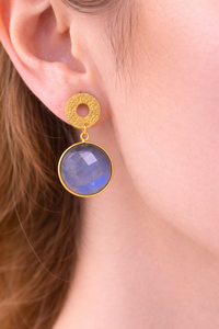 Elegantes Pendientes Colgantes de Plata de Ley Chapada en Plata Hechos a Mano con Gema Cabujón Ovalada de Labradorita, Regalo de Boda para Mujer - Product Image 4