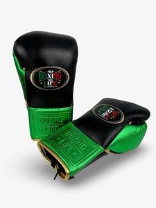 Gants de boxe professionnels de haute qualité en cuir véritable, noirs et verts, personnalisés, pour l'entraînement et le combat. - Product Image 2