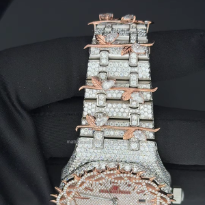 Montre en or rose bicolore style épine, entièrement sertie de diamants moissanite, montre moissanite personnalisée de créateur, pierre poire sur les maillons - Product Image 5