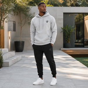 Ensemble survêtement homme gris avec logo personnalisé, sweat à capuche et pantalon de jogging noir, patch en caoutchouc gaufré, vente en gros, fabricant OEM de vêtements de sport en molleton - Product Image 4