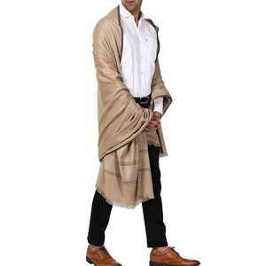 Chal Árabe Clásico para Hombre, Invierno, Suave, Tipo Lana de Cachemira, con Borlas Tradicionales, Elegante para Usar sobre Thobe - Product Image 2