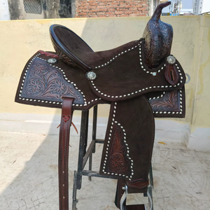 Selle de cheval en cuir occidental artisanale de qualité supérieure |   Équipement d'équitation durable sculpté à la main pour le trail |   Pleasure Ranch OEM Supply Export - Product Image 1
