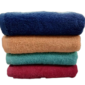 Suministro al por Mayor de Toallas de Baño AHE Textiles, Estilo Dobby, Lisas, de Secado Rápido, 100% Algodón, Tejidas Profesionalmente y de Larga Duración - Product Image 1