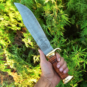 Couteau Bowie en acier Damas fait main, neuf, de collection, pour la survie et la chasse, avec manche en cuir et laiton, lame fixe de 10,5 pouces - Product Image 5