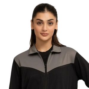 Chaqueta Deportiva Casual para Mujer, con Cierre Completo, Bloques de Color Negro y Gris, Cuello Alto y Manga Larga - Product Image 2