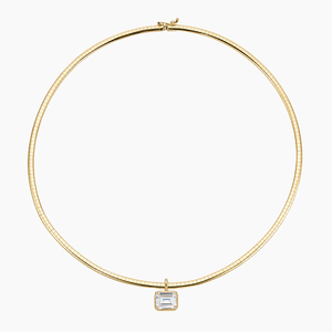 Collar con Diamantes de Corte Esmeralda Engastados en Bisel - Product Image 1