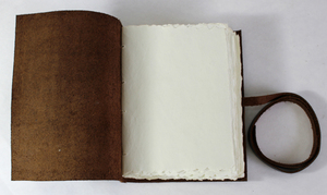 Carnet en cuir souple personnalisé, journal artisanal pour offrir à vos proches, papier à bords festonnés vintage, journal en cuir antique - Product Image 2