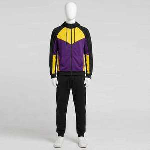Ensemble de survêtement pour homme noir, violet et jaune à blocs de couleur chevron, veste à capuche entièrement zippée et pantalon de jogging à revers, vêtements de sport actifs - Product Image 3
