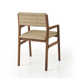 Chaise de salle à manger en bois massif haut de gamme avec accoudoirs rembourrés en tissu, design contemporain, fournisseur de mobilier hôtelier - Product Image 6