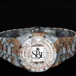 Montre de luxe en acier inoxydable plaqué argent avec cadran carré, fermoir papillon, mouvement à quartz pour hommes et femmes - Product Image 1