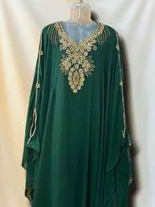 Venta al por mayor AWAIS HOUSE - Conjunto de lujo de 2 piezas para mujer musulmana, modesto, sencillo, de gasa lisa con cuentas, túnica de noche/formal hasta el suelo con corte en A - Product Image 6