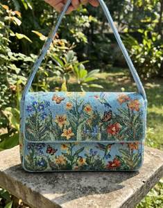 Sac de soirée élégant brodé et perlé pour femme, sac à bandoulière brodé floral perlé - Product Image 1