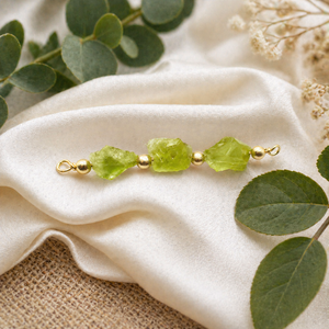 Collar de Peridoto Natural con Tres Piedras, Chapado en Oro, Cadena de Piedras Preciosas, Joyería Hecha a Mano con Cristal de Piedra de Nacimiento, Regalo para Mujeres y Esposas - Product Image 3
