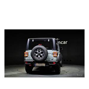 Jeep Wrangler 2.0 Rubicon 2023 de 4 Puertas en Color Earl Clear Coat, 16,437 km, Caja de Cambios Automática, Asientos de Tela, Cámara Trasera para Volante a la Izquierda - Product Image 4