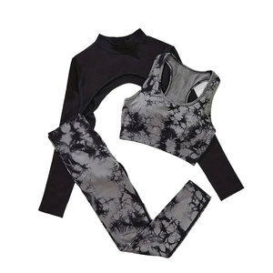 Ensemble de yoga 3 pièces pour femme 2026 à séchage rapide, anti-transpiration, avec leggings de compression, tenue de sport OEM - Product Image 1
