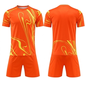 Conjunto de Camiseta de Fútbol Unisex Verde Sublimada 100% Poliéster, Corte Ajustado, Manga Corta, Absorbe la Humedad, Transpirable, Ropa Deportiva - Product Image 5