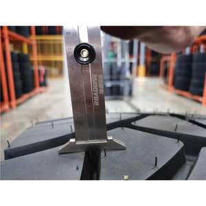 Déchets de pneus usagés compressés – Pneus en caoutchouc en vrac pour les usines de recyclage - Product Image 2