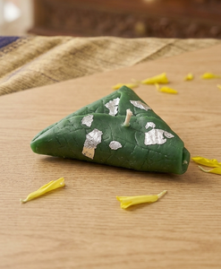 Handmade Green Pan <b>Candle</b> With Silver Leaf Accents Floral Scent Home Decoration Elegant Art <b>Candle</b> Indian Paan <b>Candle</b> - Product Image 1
