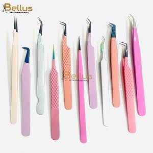 Pinzas para Pestañas Bellus International, Duraderas, con Punta Suave y Agarre de Diamante, Multicolores, de Acero Inoxidable, 12-14 cm, para Pestañas y Cejas - Product Image 3