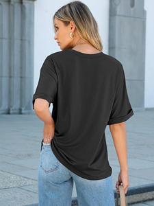 เสื้อยืดคอกลมแขนสั้นทรงโอเวอร์ไซส์สำหรับผู้หญิง แบบสั่งทำพิเศษ (OEM) ทรงหลวม มีกระเป๋า ผ้าเจอร์ซีย์ถัก 100% ผ้าฝ้าย ใส่ได้ทั้งฤดูใบไม้ผลิและฤดูร้อน - Product Image 4