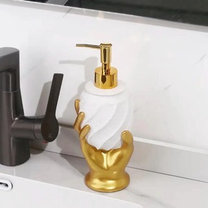Dispensador de Loción Decorativo con Diseño de Mano Dorada, Botella Blanca con Bomba, Ideal para Baños y Tocadores, Venta al por Mayor desde India - Product Image 2