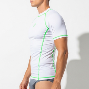 Rashguard homme de qualité supérieure, tissu de haute qualité, coupe confortable, séchage rapide, respirant, idéal pour le surf. - Product Image 3