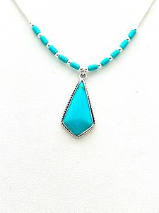 Collar de Cadena de Eslabones Chapado en Oro Vintage con Turquesa, Joyería Artesanal con Piedras Preciosas, Regalo Elegante para Mujer, Proveedor Mayorista - Product Image 4