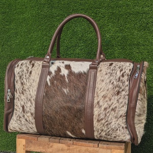 Bolsa de Viaje de Cuero Vacuno, Estilo Vintage, con Cierre, Hecha a Mano, Resistente, Portátil, Ligera, Unisex, para Fin de Semana, Grande - Product Image 3