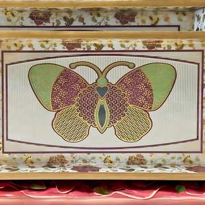 Plateau de service plat en bois au design moderne avec autocollant émaillé, plateau de service décoratif empilable pour desserts, à vendre - Product Image 2