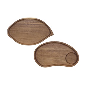 Plateau en bois, accessoire d'agencement de table exclusif, conçu pour une présentation esthétique des aliments et une utilisation quotidienne. - Product Image 5