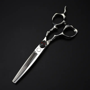 กรรไกรตัดผมมืออาชีพ สแตนเลสสตีล สำหรับใช้ในร้านเสริมสวย - Product Image 6