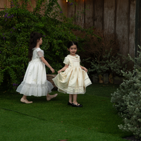 Keva Robes pour filles de couleur personnalisée style vintage vêtements pour enfants broderie col en O pour l'anniversaire de bébé spécial