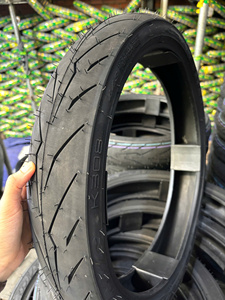 Neumático Deportivo para Motocicleta K308, Fuerte Tracción, Manejo Estable, Alto Rendimiento - Product Image 3