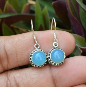 Boucles d'oreilles pendantes en calcédoine bleue faites à la main, argent sterling 925, bijoux élégants en pierres précieuses, cadeau pour elle - Product Image 2
