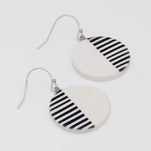 High Quality Luxury Natural Horn <b>Earrings</b> for Girls Customized Size Handmade Eco-Friendly Modern Natural Crafts - Product Image 3