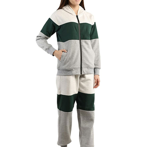 Chándal Deportivo Personalizado al por Mayor para Mujer, Color Vibrante, Corte Ajustado, Ropa Deportiva Personalizada, Estilo Estético Femenino, Pantalones Deportivos para Gimnasio - Product Image 4