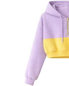 Ensemble décontracté deux pièces pour femme, comprenant un crop top à capuche zippé et un short, color block lavande et jaune, en polyester et coton, tenue de détente, vente en gros - Product Image 3