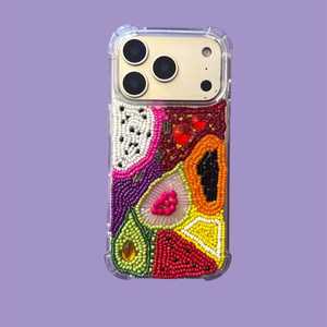 NOUSHAD ARTISANAT ÉTUI DE TÉLÉPHONE PERLÉ FAIT MAIN PERSONNALISÉ AVEC MOTIF FLEURS DORÉES ET BLANCHES, ACCESSOIRE ARTISANAL EN TEXTILE BRODÉ, CADEAU - Product Image 3