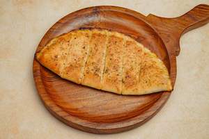 Plateau à pizza rond en bois rustique, écologique, durable et compatible lave-vaisselle - Product Image 2