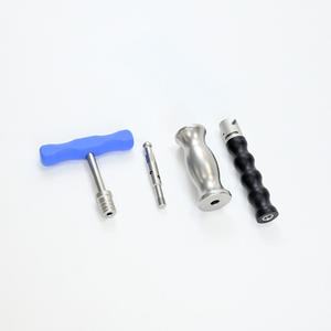 Ensemble d'instruments chirurgicaux orthopédiques pour la colonne vertébrale en acier inoxydable, système de cage PLIF Peek manuel réutilisable, qualité médicale, certifié CE par Dentavex - Product Image 6