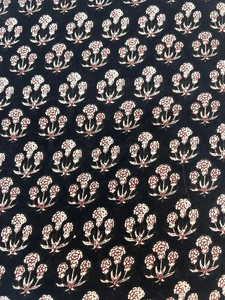 Tela de Algodón Ligera con Estampado Floral Buta Sanganeri, Diseño Indio, para Confección de Vestidos para Niños y Niñas, por Metro - Product Image 3