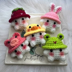 Llavero de Ganchillo Hecho a Mano con Hilo, Mini Juguete Amigurumi de Dibujos Animados, Colgante Lindo, Accesorio Clásico, Artículo Artesanal Duradero de Acero Inoxidable - Product Image 6