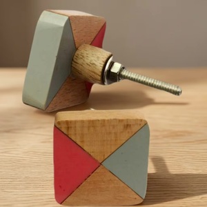 Poignée de meuble moderne géométrique en bois et résine pour commode, tiroir, cuisine, chambre, salle de bain, salon - Installation facile - Product Image 1