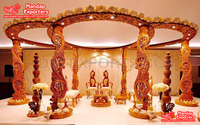 Mandap à double pilier pour mariage Gujarati, décoration de mariage sud-indienne, Mandap à double pilier pour mariages