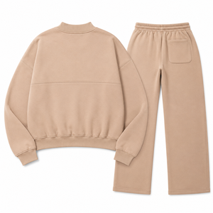Ensemble de survêtement beige pour femme avec veste zippée et pantalon large, ensemble décontracté et confortable, style streetwear, fournisseur de vêtements personnalisés OEM - Product Image 4