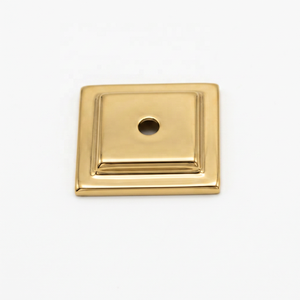 Tirador de latón macizo de diseño tradicional para gabinetes, muebles de cocina, hogar, oficina y tocadores - Product Image 1