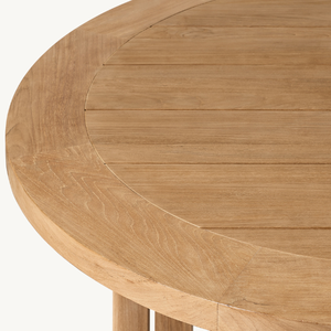 Table ronde en teck robuste et résistant, idéale pour la terrasse de la maison ou comme belle table à manger. - Product Image 3
