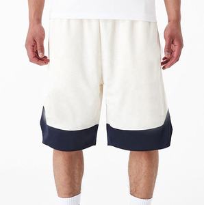 Shorts de jogging en mesh pour hommes, sublimation personnalisée, 100% polyester, taille élastique, style streetwear. - Product Image 6