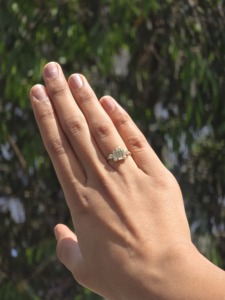 Anillo de Diamantes de Oro Amarillo de 14K y 18K con Diamantes Cultivados en Laboratorio, Corte Baguette, Tres Piedras, para Mujer, Joyería Moderna para Novia, Elegante - Product Image 6